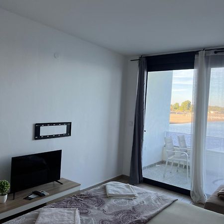 Sea Star Apartments Улцинь Екстер'єр фото