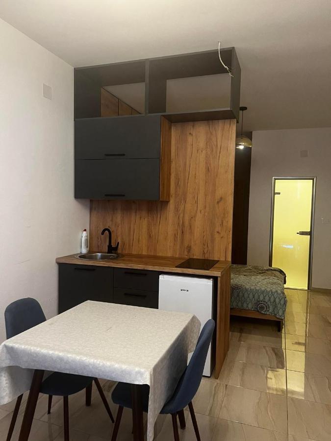 Sea Star Apartments Улцинь Екстер'єр фото