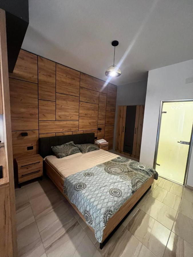 Sea Star Apartments Улцинь Екстер'єр фото