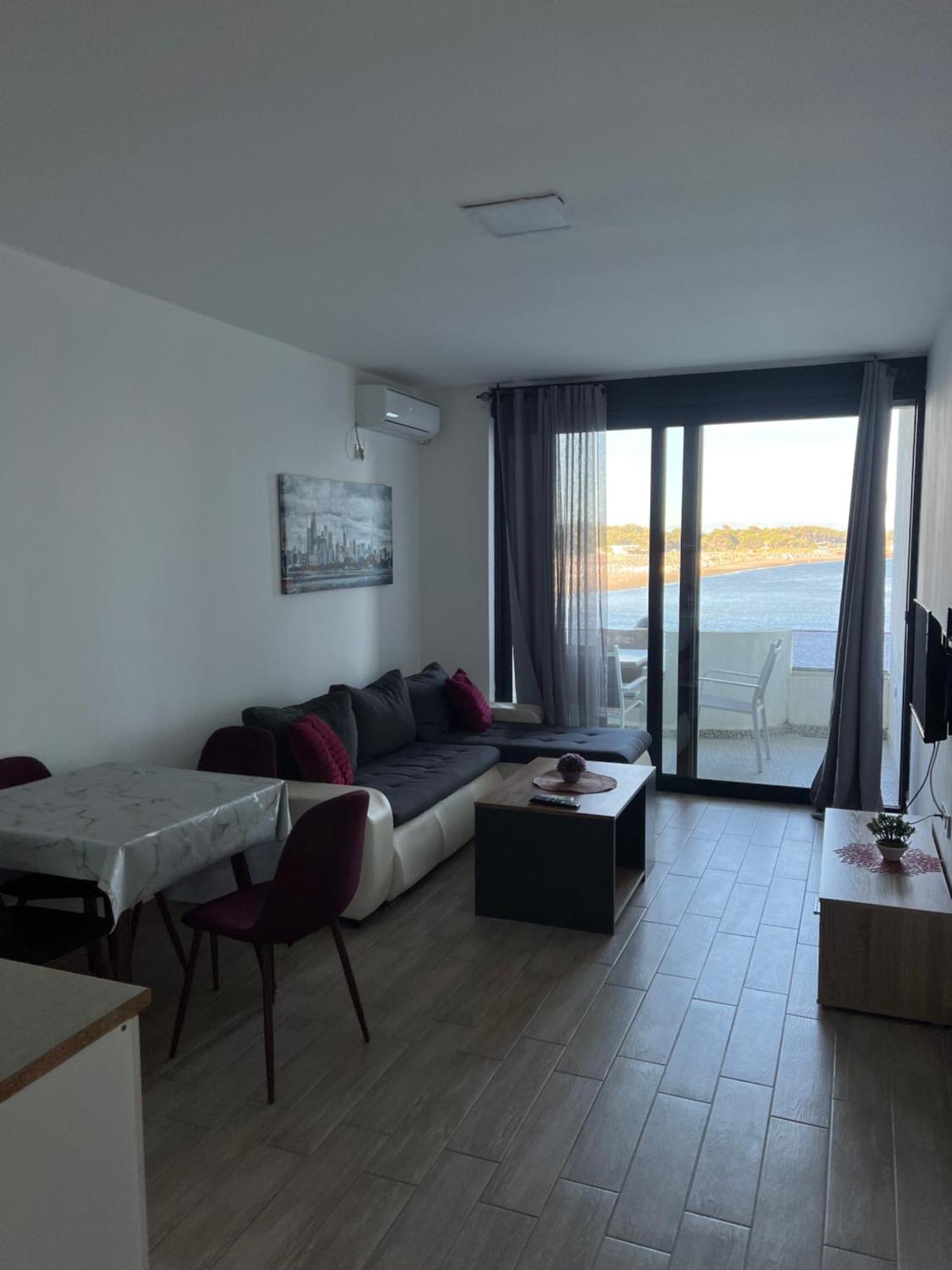Sea Star Apartments Улцинь Екстер'єр фото