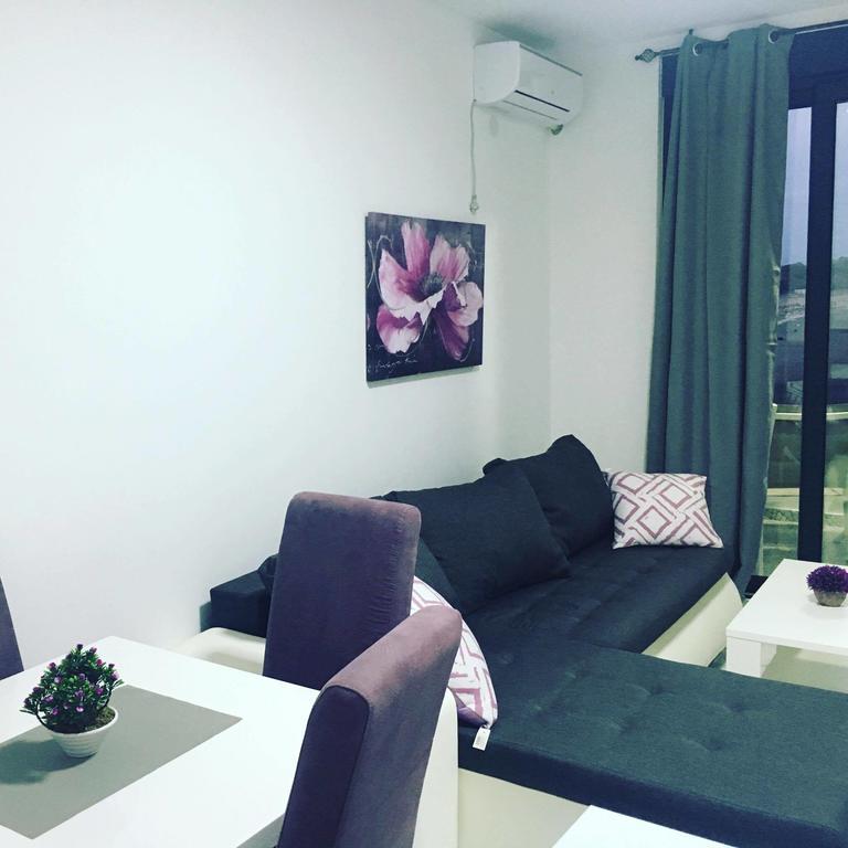 Sea Star Apartments Улцинь Екстер'єр фото