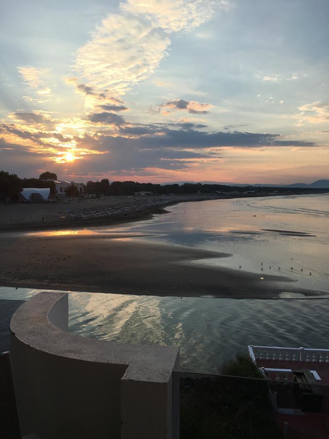 Sea Star Apartments Улцинь Екстер'єр фото