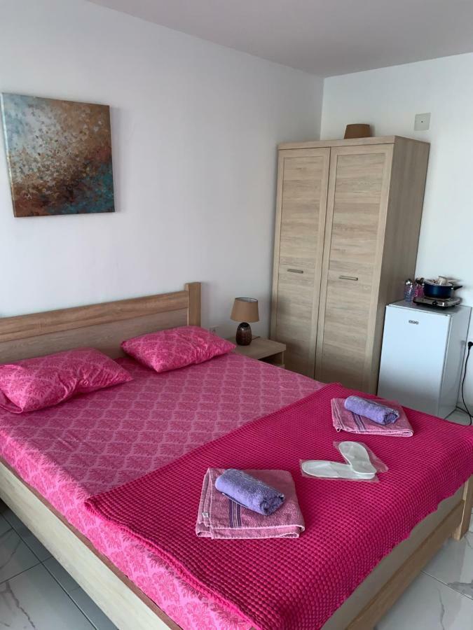 Sea Star Apartments Улцинь Екстер'єр фото